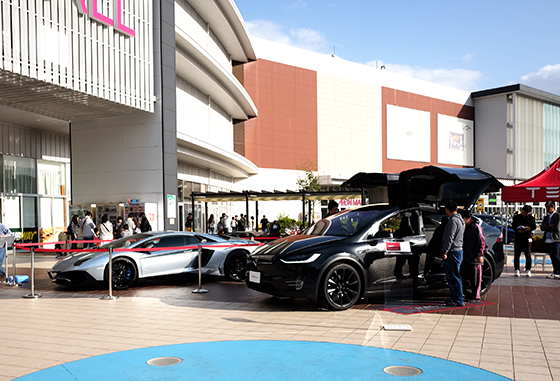 特選輸入車0台以上が集結 イオンモール広島祇園で開催された 18輸入車祭 に行ってきました Ippei Create